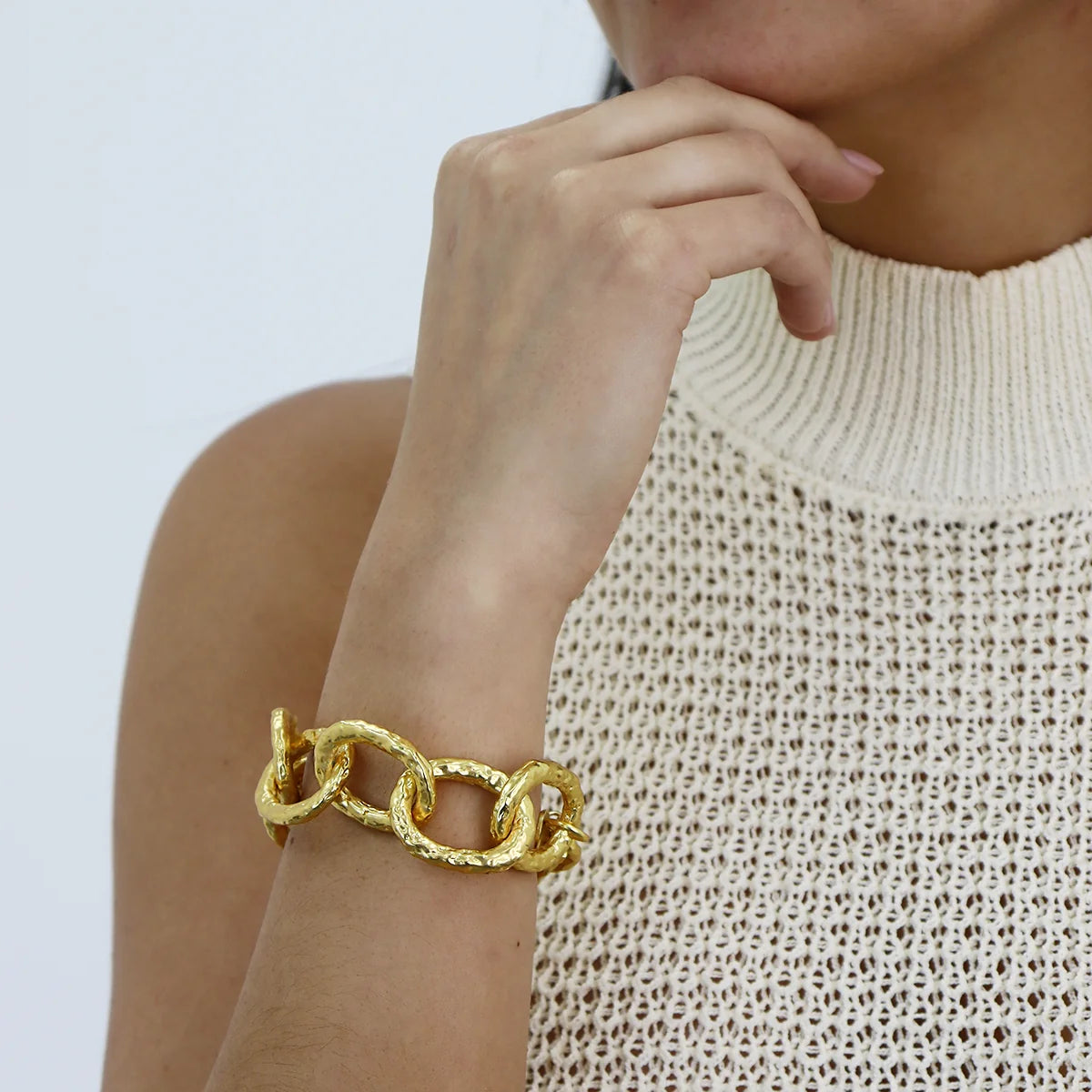 Oversized Links Bracelet